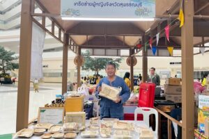 LINE_ALBUM_10868_250801_7