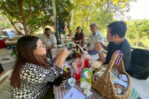 LINE_ALBUM_151268_251216_4