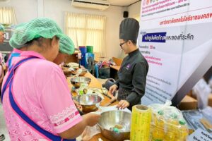 LINE_ALBUM_1569_260501_18