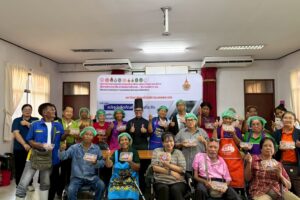 LINE_ALBUM_1569_260501_9