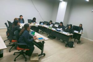 LINE_ALBUM_191268_251222_2