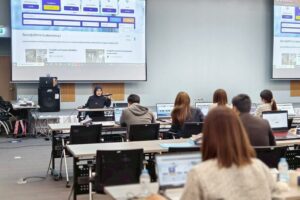 LINE_ALBUM_281168_251204_2