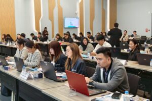 LINE_ALBUM_281168_251204_3