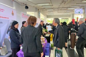 LINE_ALBUM_30169_260203_14