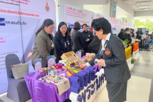 LINE_ALBUM_30169_260203_5