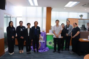 LINE_ALBUM_41268_251204_10