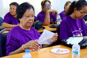 LINE_ALBUM_พวงกุญแจจากลูกปัด_260325_7